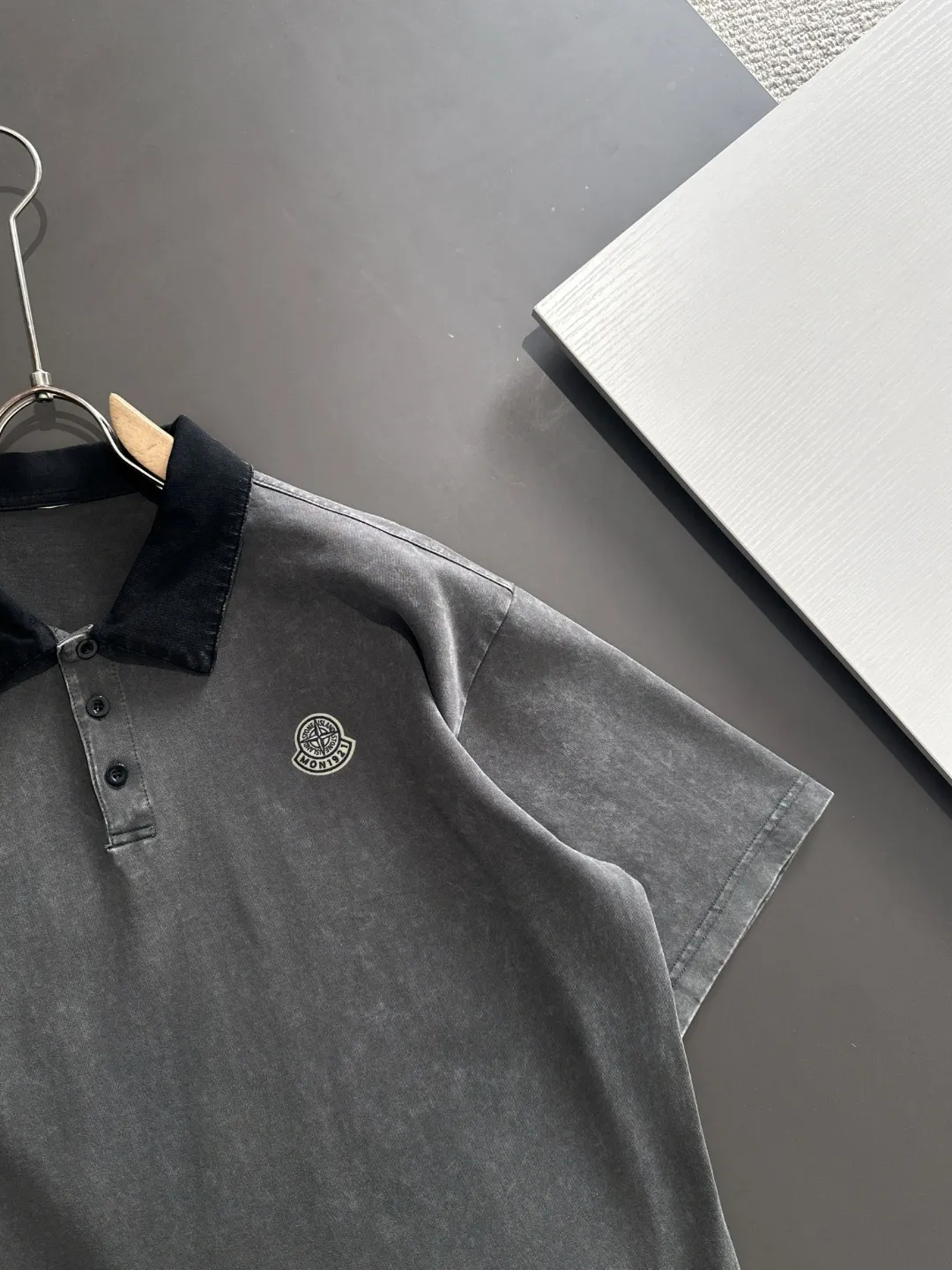 Next day shipping P460 Stone lsland/stone island high quality 2025 spring and summer new casual heavy industry suit exclusively developed by yb! High quality production! Imported custom-made fabrics for foreign orders, with high breathability and comfort, impeccable details, brand element design concept, delicate and soft feel! It presents a casual cut and the upper body shape is great! On sale simultaneously on the official website! From a high-end men's positioning brand, the low-key luxury taste is irresistible! Exquisite workmanship and impeccable quality! The overall style is simple, fashionable and timeless, fully meeting the requirements of stylish and tasteful dressing! Size: S-XXL